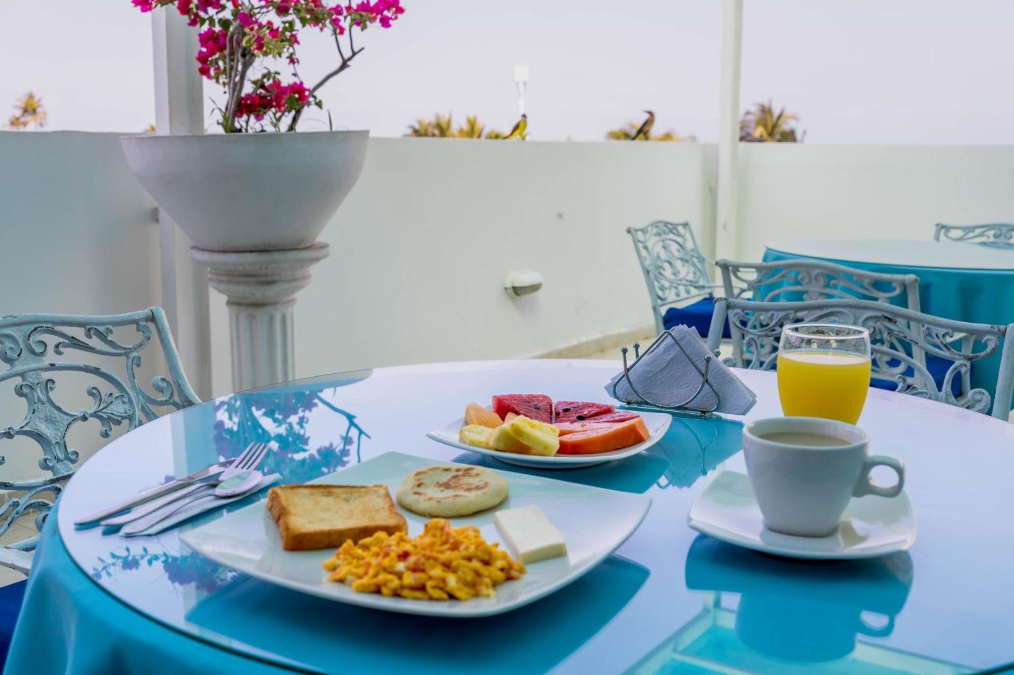 Hotel Coral Reef Картахена Экстерьер фото
