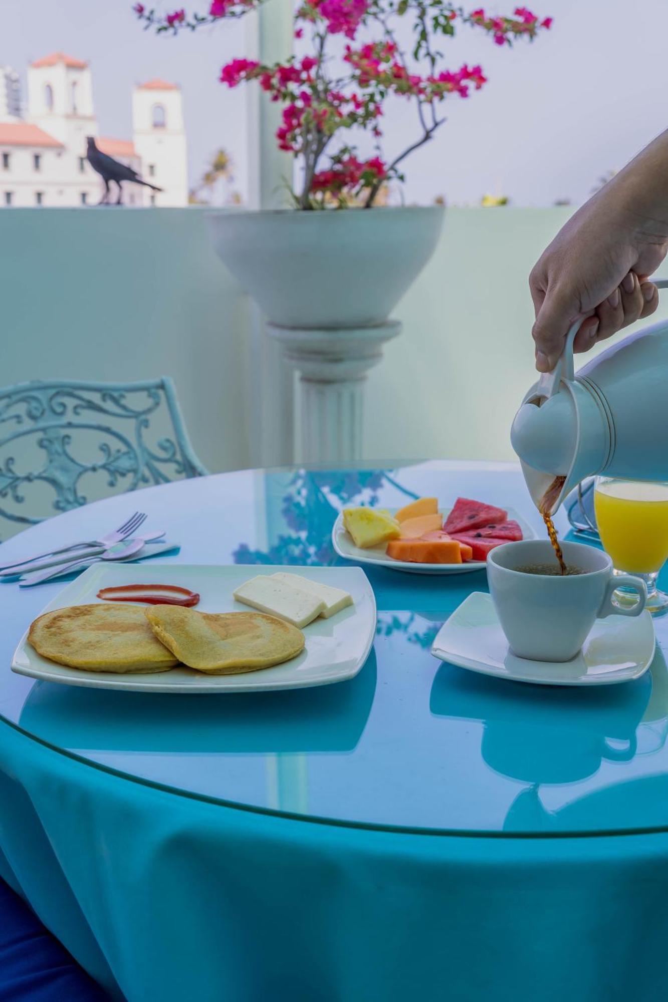 Hotel Coral Reef Картахена Экстерьер фото