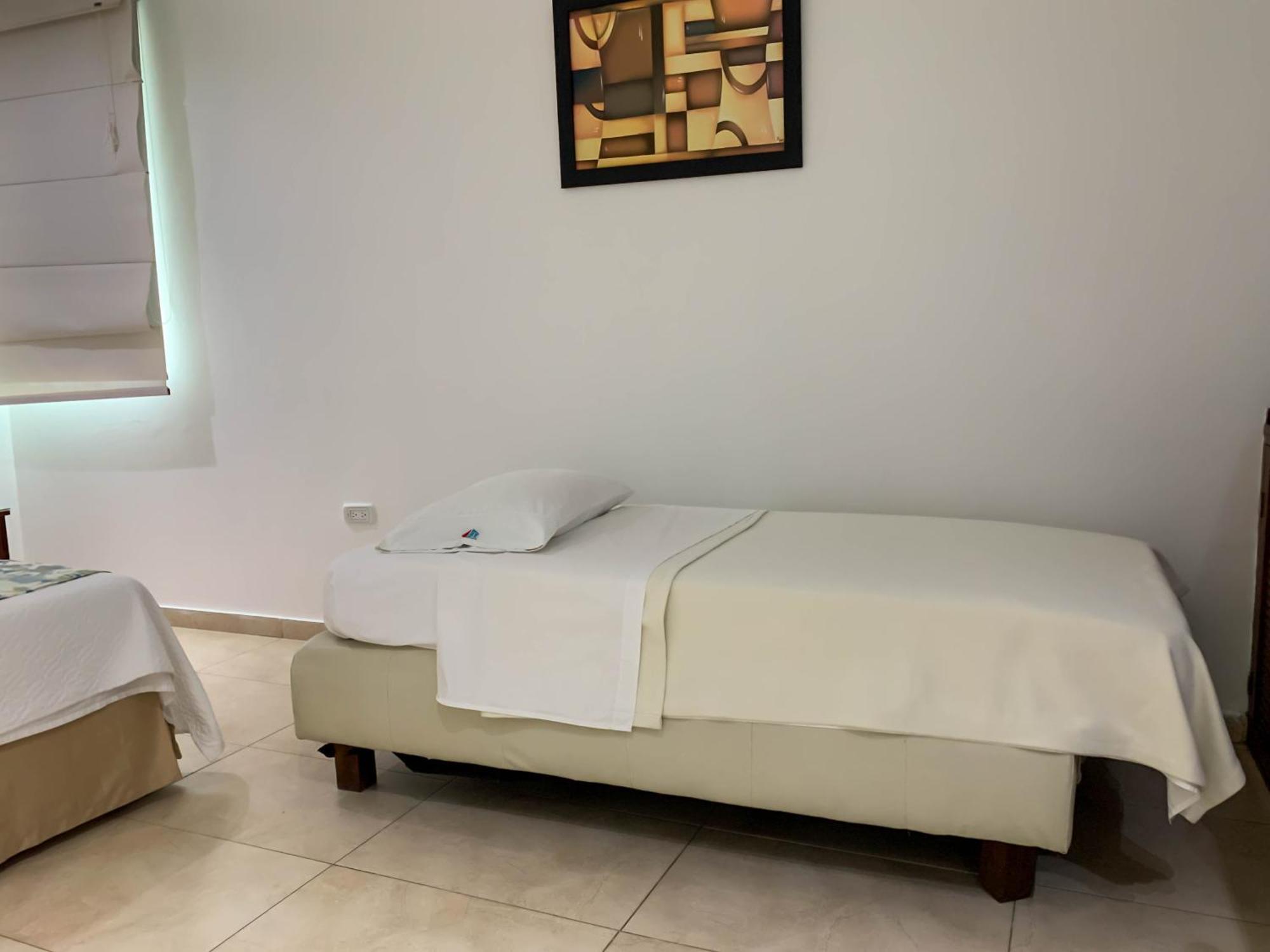 Hotel Coral Reef Картахена Экстерьер фото