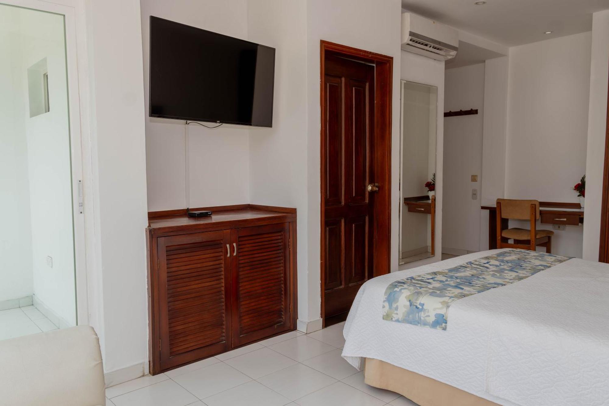 Hotel Coral Reef Картахена Экстерьер фото